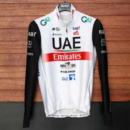 Trikot-Lang-Pissei-UAE